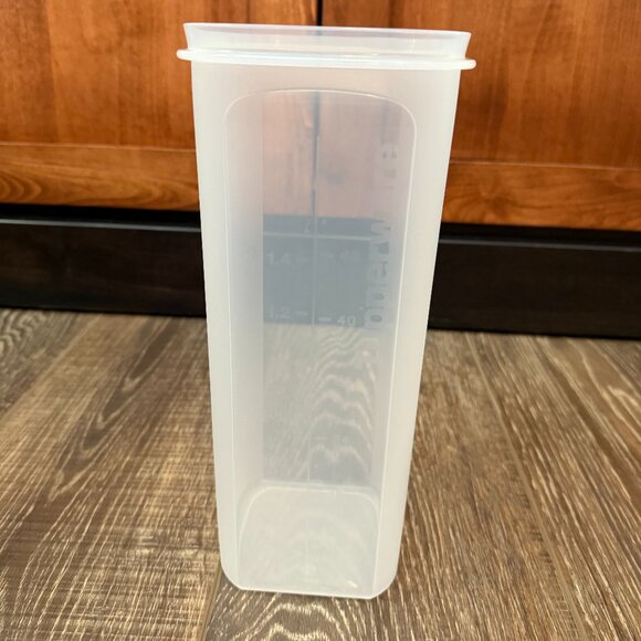 Tupperware Slim Line Pitcher with Strainer - Picture 9 of 15